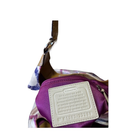 Coach - Picture 6 of 9